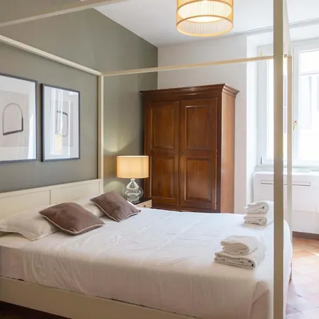 Easytopstay - Piazza Navona Charming Apartmán *