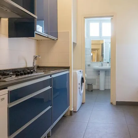 Easytopstay - Piazza Navona Charming Appartamento